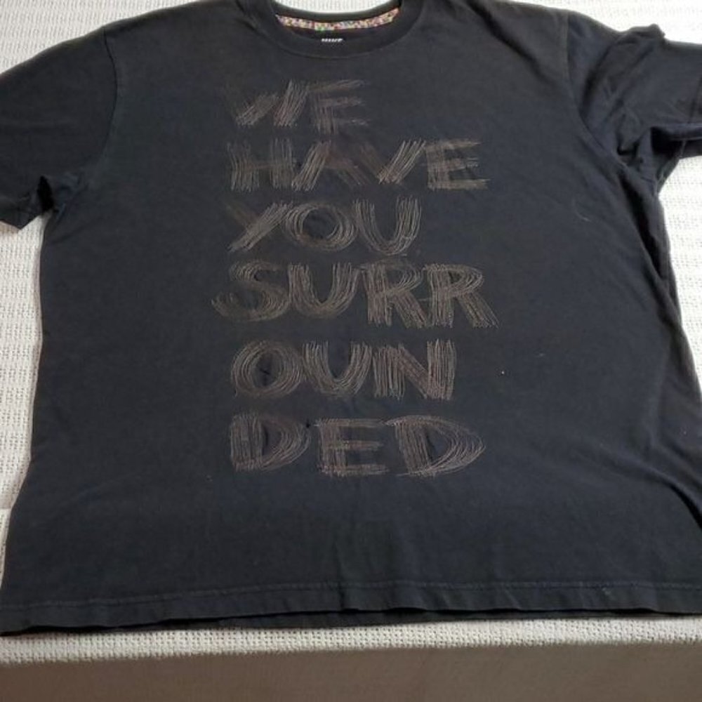 Nike Sportswear Embroidered "We have you Surrounded" Short Sleeve Sz XL T-shirt